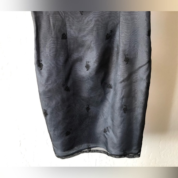 Laundry by Shelli Segal|90’s 100% SILK sheer lined floral embroidered mini dress - Picture 4 of 12